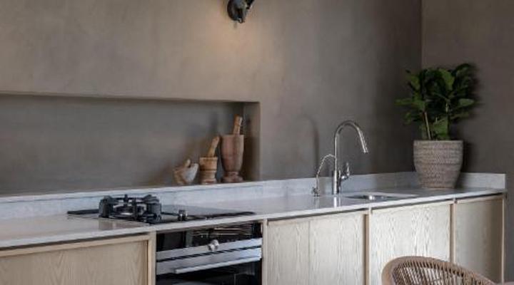 Romansbaai Collection