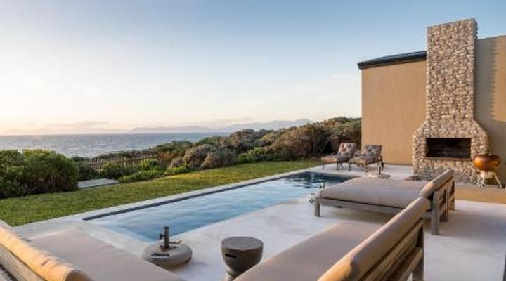 Romansbaai Collection