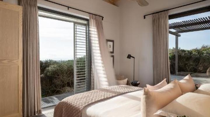 Romansbaai Collection