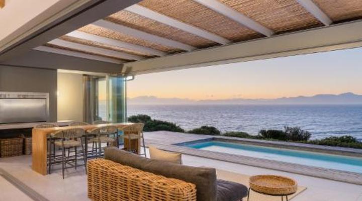 Romansbaai Collection