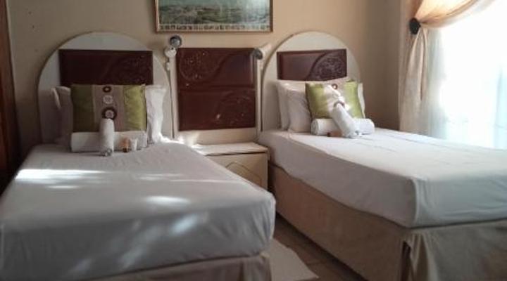 Diphororo Guesthouse