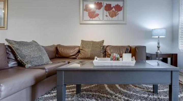 RAD STAYS - 60 Westpoint 89 Grayston