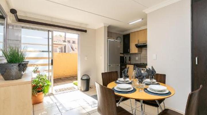 RAD STAYS - 60 Westpoint 89 Grayston