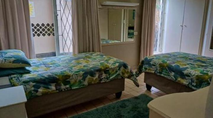 Sea La Vie - Southport