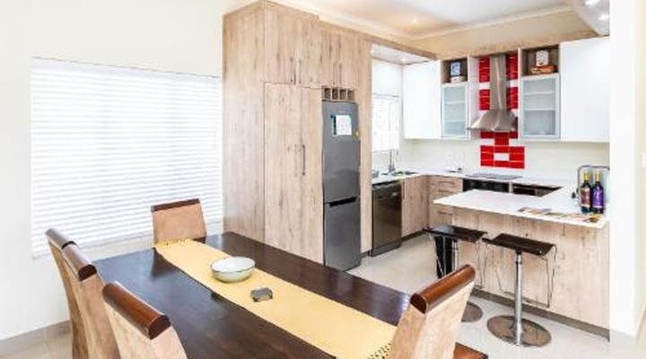 Modern Executive Unit