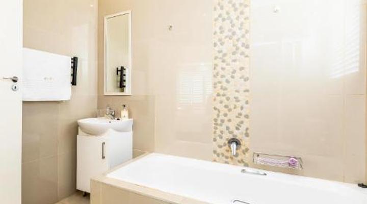 Modern Executive Unit