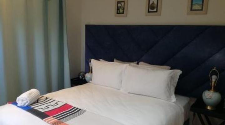 Modern Executive Unit