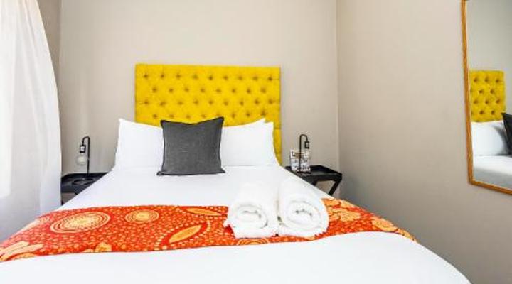 Modern Executive Unit