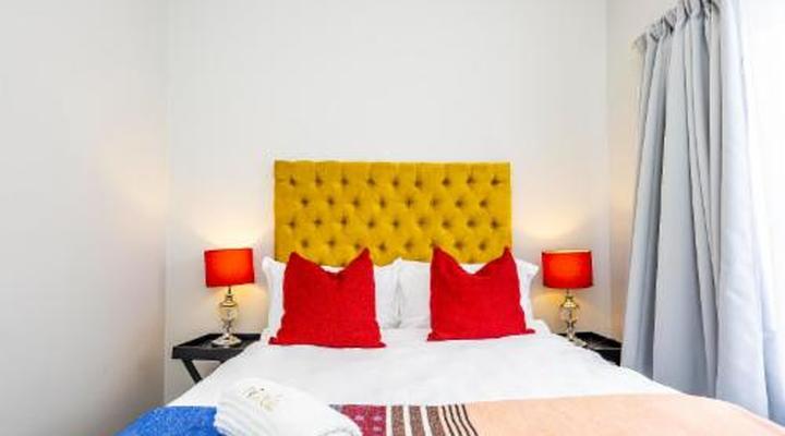 Modern Executive Unit