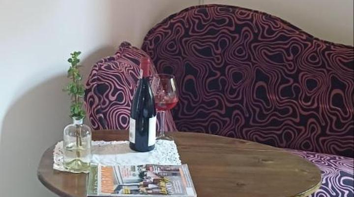 GuBas De Hoek meet eat sleep