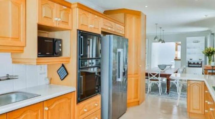 Whales & Wonders Guesthouse