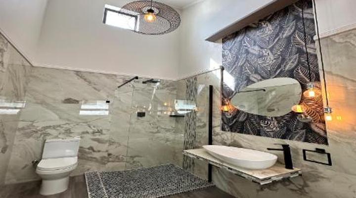 Spacube Luxury Suites and Spa