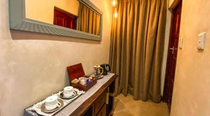 Spacube Luxury Suites and Spa