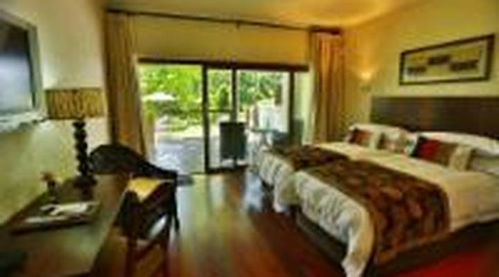 L'Avenir Country Lodge