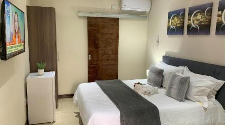 The Pillows Suites Villa