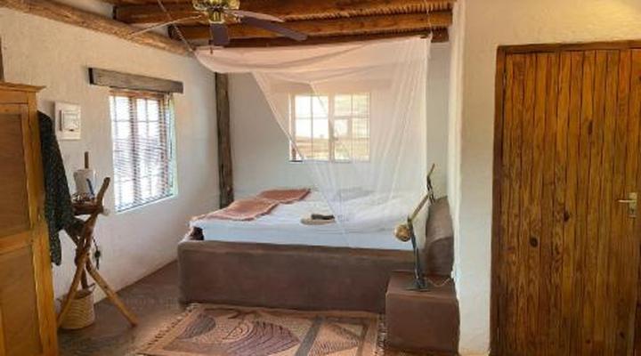 Eningu Clayhouse Lodge