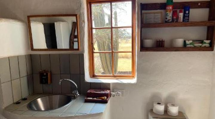 Eningu Clayhouse Lodge