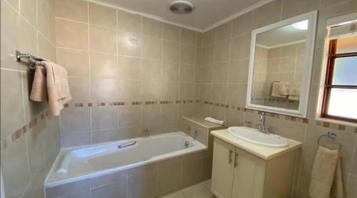 Champagne Valley Resort