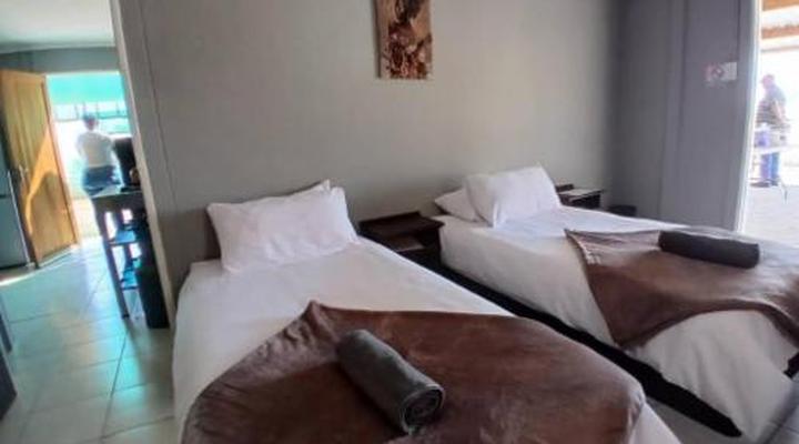 Carlo's Mountain Lodge