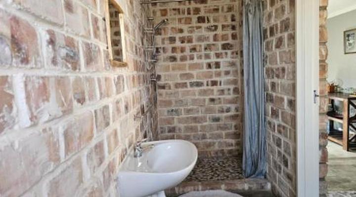 Carlo's Mountain Lodge