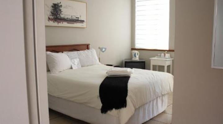 Acorn Lodge & Skydeck Sunset Café