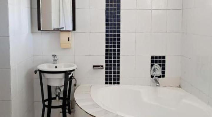 SeaXplore Lodge and Dive Center