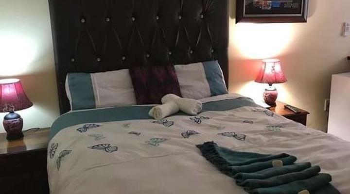 Pale Bohemia Bed and Breakfast