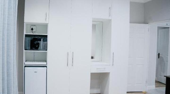 Bokwe Guesthouse - Gordons Bay