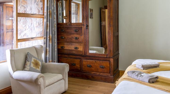 Mentors Country Estate