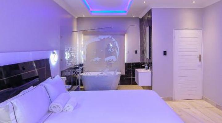 SkyLight Guest Lodge