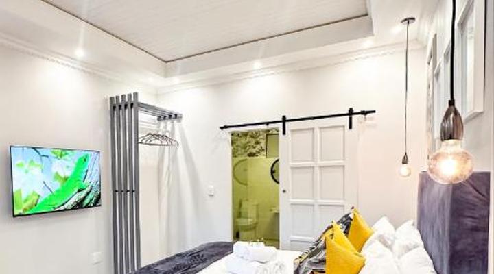 Spacube Luxury Suites and Spa