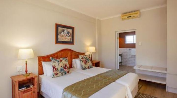 Montagu Country Hotel