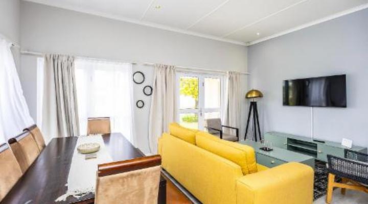 Modern Executive Unit