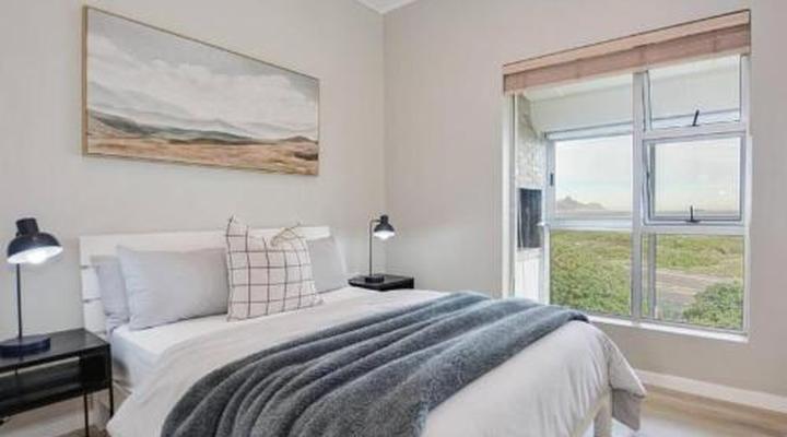 Big Bay Beach Club 208