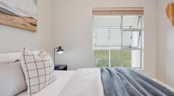 Big Bay Beach Club 208