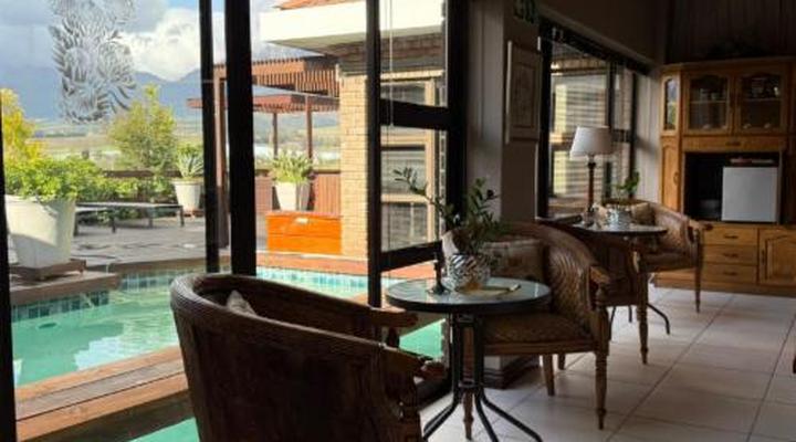 Wellington Country House