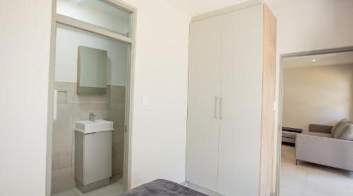 1 on York - Apartment 35