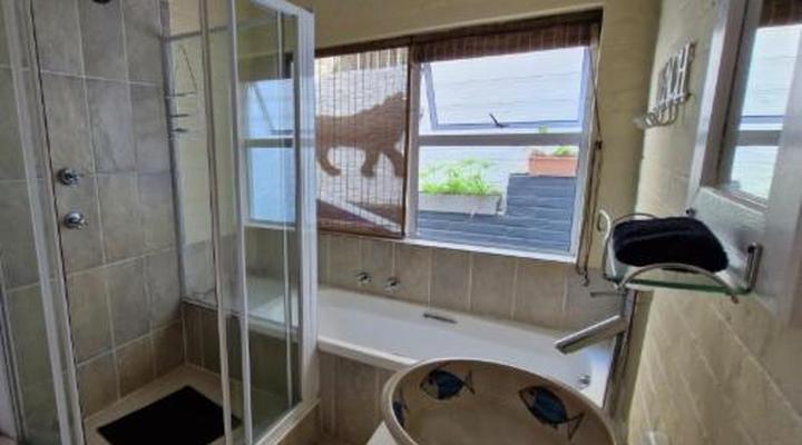 Whales Way Ocean Retreat B&B