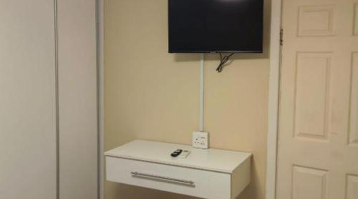 Sydney's NA Guest House and Venue