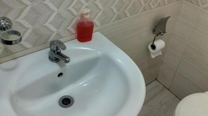 Sydney's NA Guest House and Venue