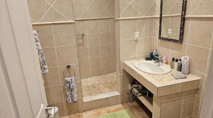 Somerset Hill Guesthouse