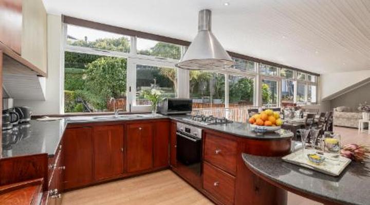 Nantes-Vue Guest House