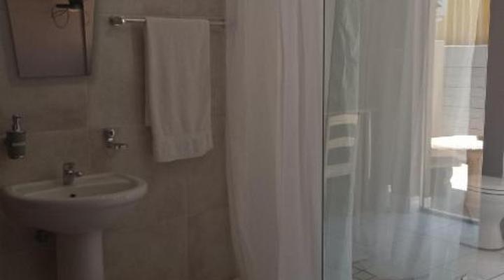 Gemutlich Guest House