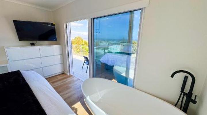 Peach On Beach Boutique Apartments