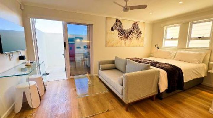Peach On Beach Boutique Apartments