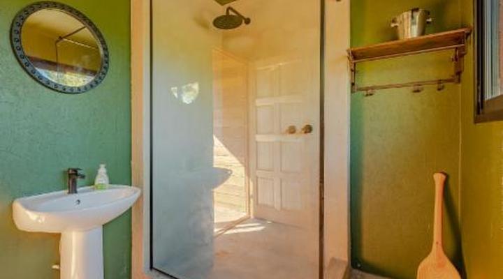 Bumbrah Camp and Glamp