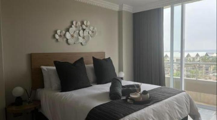 Point Waterfront Apartment by The Raz