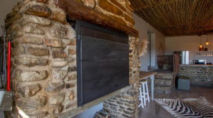 Desert Wind Private Guest and Game Farm