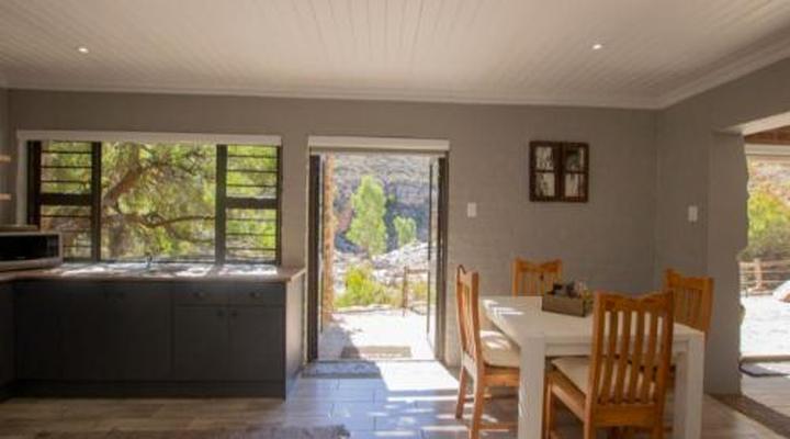 Desert Wind Private Guest and Game Farm