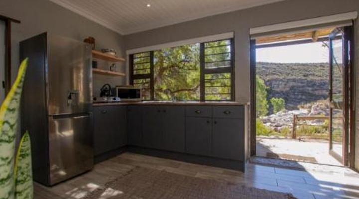 Desert Wind Private Guest and Game Farm